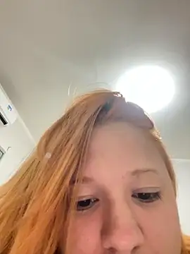 Snapshot of moranguinhofire chatting on November 19, 3:06 am moranguinhofire online show from November 19, 3:06 am