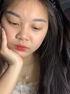 Baa-bee22 online show from December 5, 1:36 am