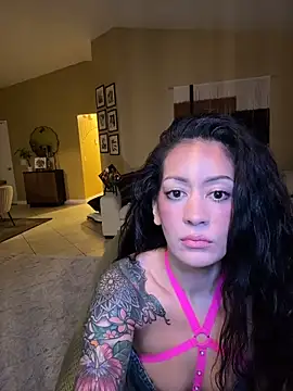 Entreprescrewers online show from November 26, 6:25 am