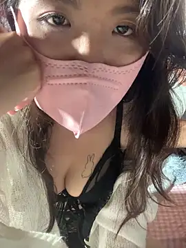 Snapshot of Ruby-tina chatting on November 17, 2:12 pm Ruby-tina online show from November 17, 2:12 pm