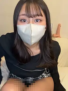 Snapshot of Mizuki_00122 chatting on November 17, 11:38 am Mizuki 00122 online show from November 17, 11:38 am