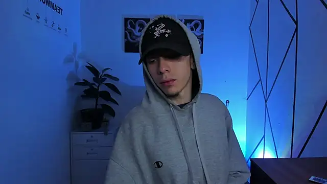 James Adams 01 online show from November 26, 12:06 pm