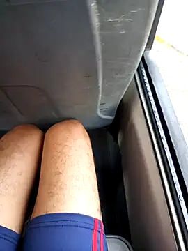 juunioreest online show from December 2, 8:37 pm