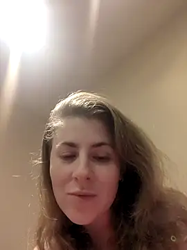 Snapshot of hotwetvix chatting on November 17, 3:07 pm hotwetvix online show from November 17, 3:07 pm