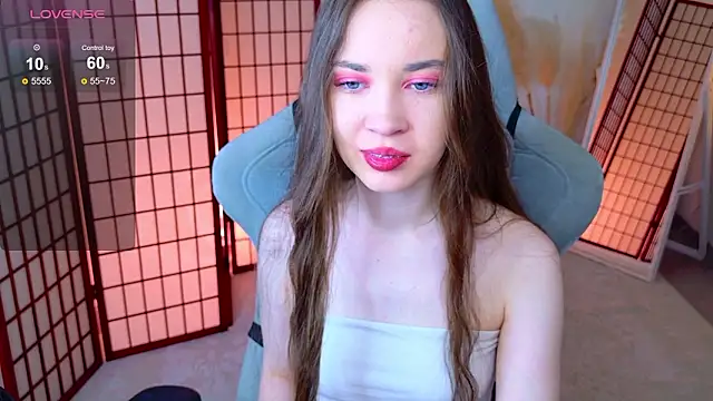 SilentLily online show from February 3, 8:47 pm