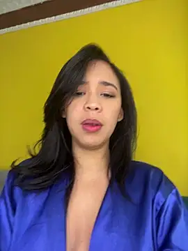 Esmerald 1111 online show from March 26, 12:11 pm