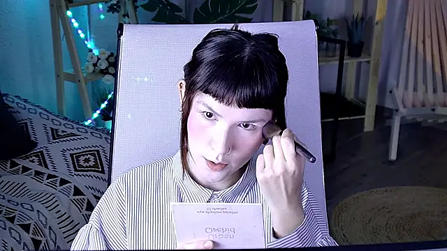 Snapshot of RickiOwens chatting on December 4, 8:12 am RickiOwens online show from December 4, 8:12 am