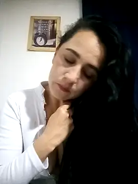 Snapshot of Sex_Annie chatting on November 28, 4:37 am Sex Annie online show from November 28, 4:37 am