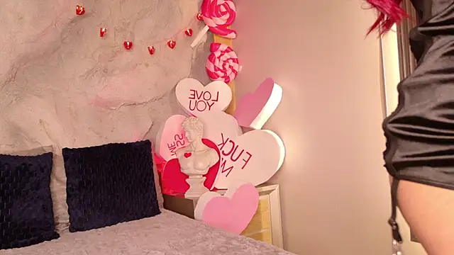 bella mush online show from February 15, 2:03 pm