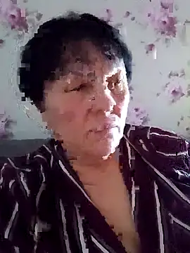 OliviaaSkyy online show from January 13, 6:35 pm