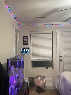 Snapshot of prplbunni chatting on November 21, 2:54 am prplbunni online show from November 21, 2:54 am