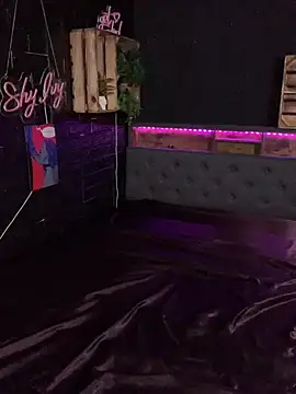 Shy-Ivy online show from March 8, 9:18 pm