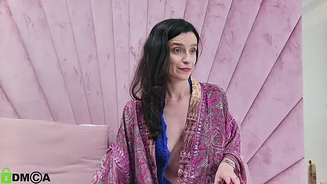 Snapshot of AnnaHarperX chatting on January 8, 7:03 pm AnnaHarperX online show from January 8, 7:03 pm