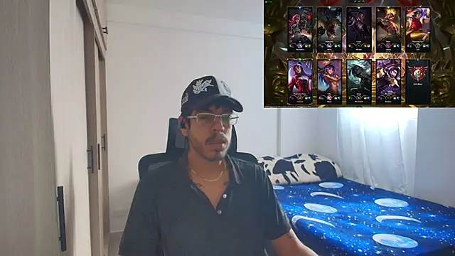 Snapshot of naitt_ chatting on November 27, 1:35 pm naitt online show from November 27, 1:35 pm