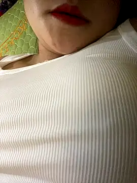 Snapshot of Sunset-yll chatting on November 23, 4:18 pm Sunset-yll online show from November 23, 4:18 pm