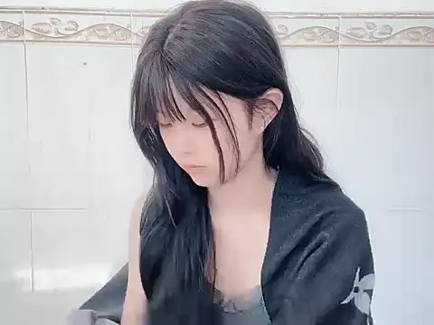 Snapshot of bunny-- chatting on November 26, 4:02 am bunny-- online show from November 26, 4:02 am