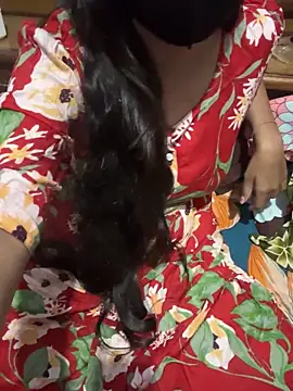 cutestpearl online show from November 24, 4:40 pm