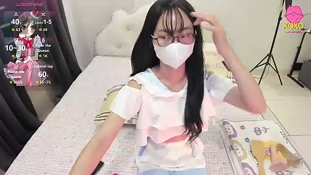 Teahyee online show from January 6, 2:32 pm