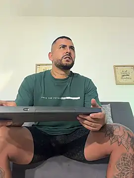 david10kc online show from February 1, 3:21 pm