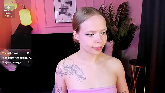 lucy loy online show from April 26, 4:26 pm