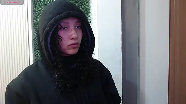 pettymoon1 online show from December 14, 11:48 am