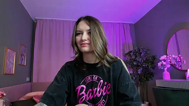 Ursula Andres online show from February 3, 1:04 am