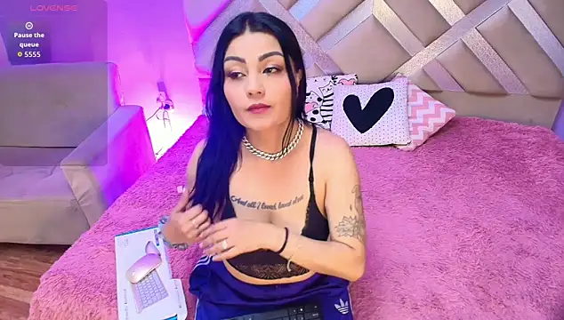 mei kora online show from November 22, 3:27 am