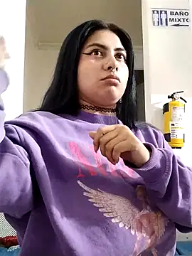 Emmyxxx online show from March 4, 4:07 am