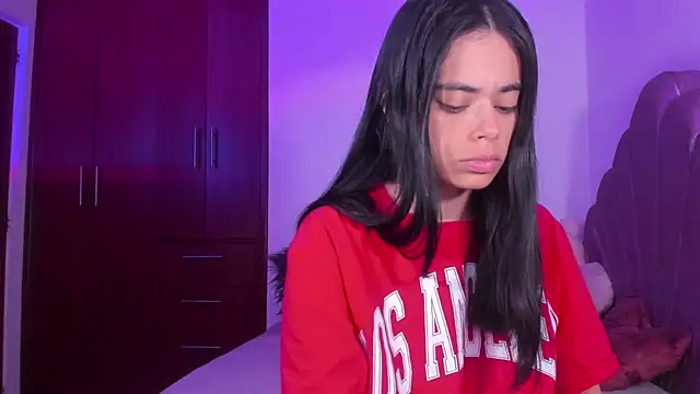 BelleVaal online show from December 2, 3:34 am