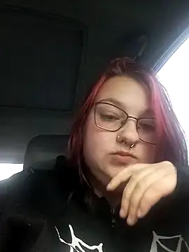 living420 online show from November 26, 8:32 pm