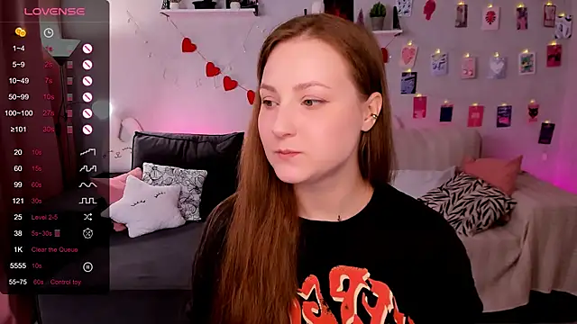 velvet cherry  online show from March 26, 8:53 am