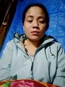 bela-hayes online show from December 1, 2:27 am