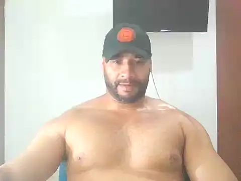 musclehetero online show from December 18, 7:42 pm