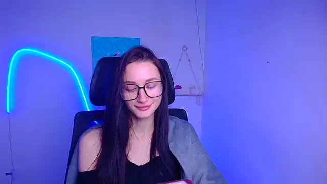 Stella XO online show from January 17, 6:29 am