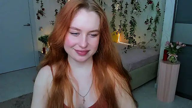 AirySilhouette online show from February 1, 4:00 am