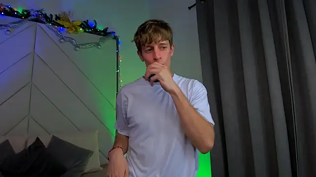 Ostin Saints online show from December 20, 4:41 am