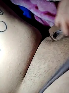 Snapshot of Kingaandqueenn chatting on November 27, 9:39 pm Kingaandqueenn online show from November 27, 9:39 pm