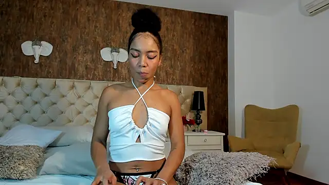 DaimondJohnson online show from January 9, 8:43 pm