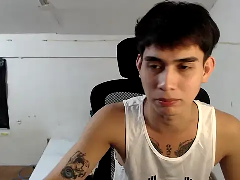 DecentGUy04 online show from November 20, 5:56 pm