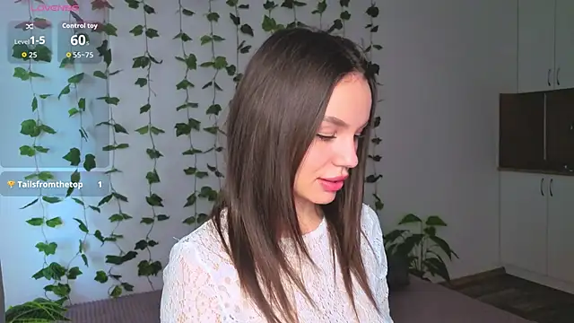 Tiffany Sweetie online show from April 16, 1:12 pm