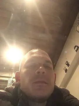 Spielzeugtwink online show from March 17, 10:46 pm