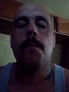 Snapshot of BigriskDaddy92 chatting on November 19, 7:03 pm BigriskDaddy92 online show from November 19, 7:03 pm