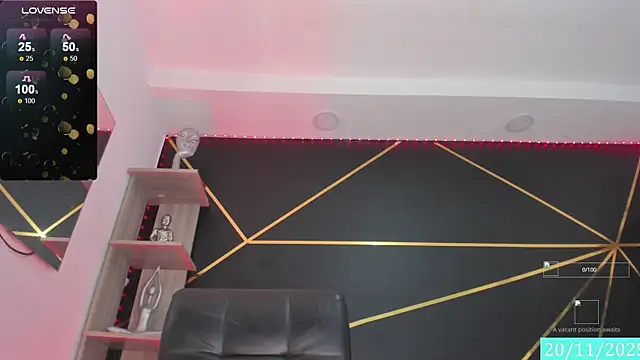 Snapshot of Amora_Sex chatting on November 20, 10:09 pm Amora Sex online show from November 20, 10:09 pm