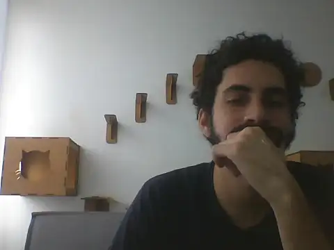 Temp7 online show from February 22, 1:31 pm