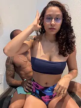 CasalBris4 online show from January 8, 12:35 am