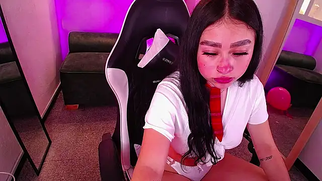 vallolett online show from April 22, 8:43 pm