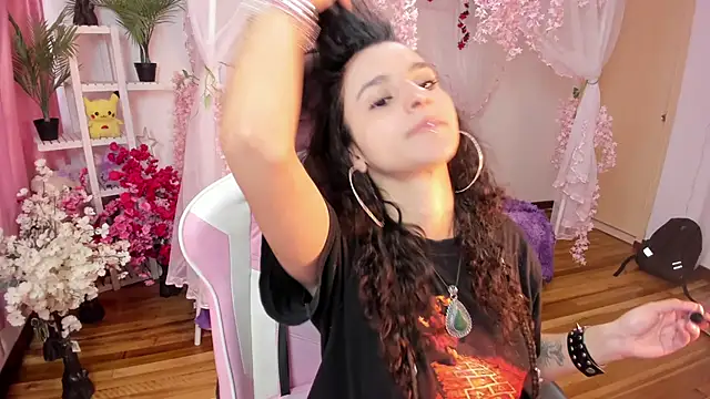 gummo  online show from December 18, 8:48 pm