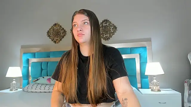 Snapshot of LiiaVelvet chatting on December 16, 2:00 pm LiiaVelvet online show from December 16, 2:00 pm