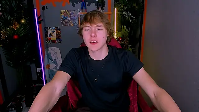 DonaldWoon online show from December 16, 4:34 pm