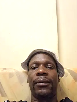 Snapshot of Mrng9 chatting on December 2, 4:02 pm Mrng9 online show from December 2, 4:02 pm